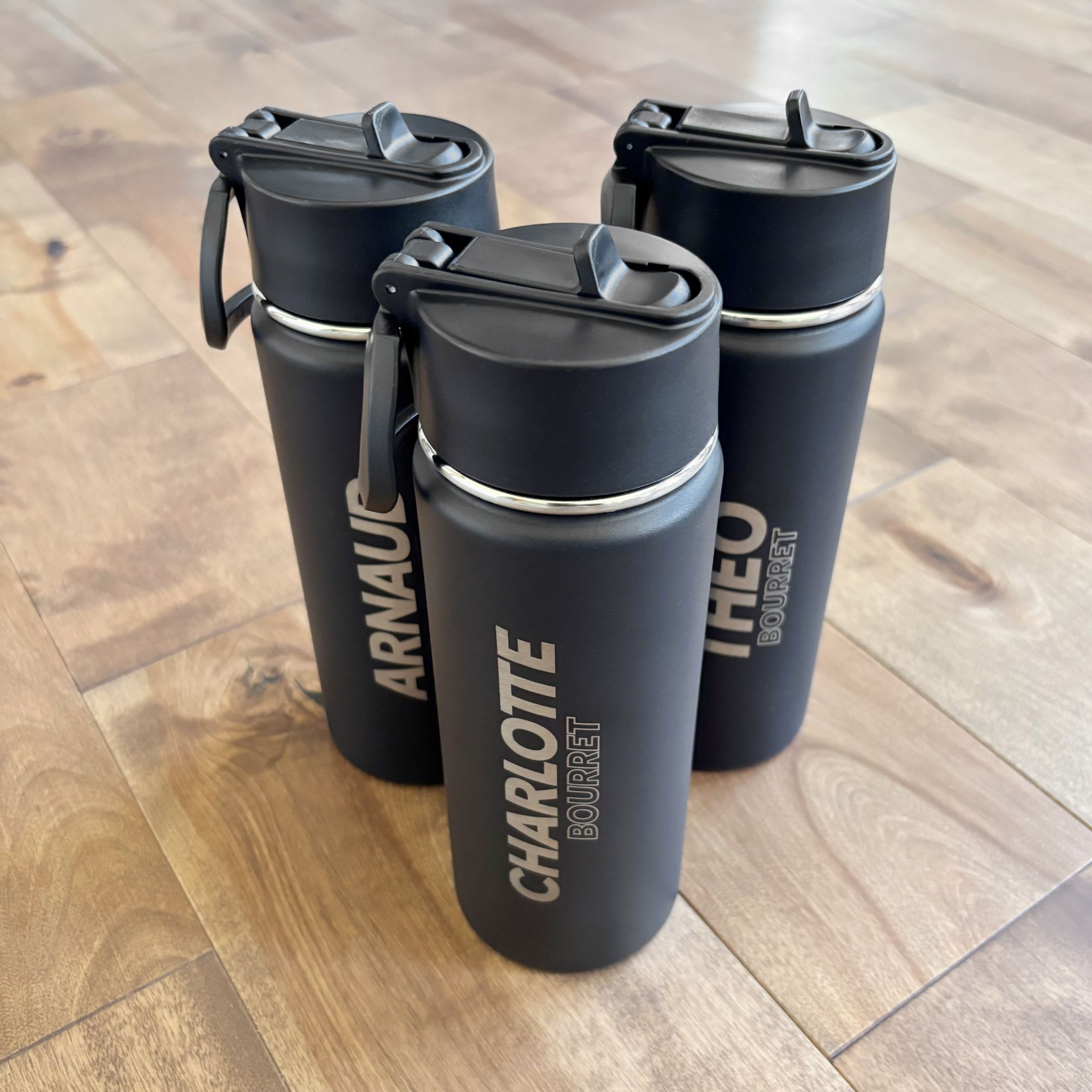 Bouteille d'eau personnalisée de sport isotherme pour enfants et adultes